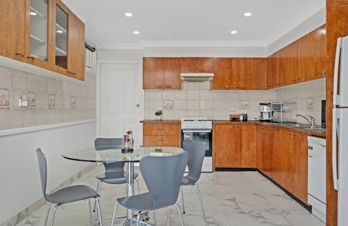 Merrylands Apartment | Serene Elevated Escape: Family-Friendly Retreat Awaits