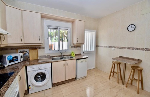 Chiclana de la Frontera Villa | Idyllic Villa Joanna: Oceanfront Escape with Pool & BBQ