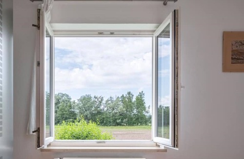 Unteruhldingen Apartment | Cozy Family Retreat with Lake Views and Pool Access