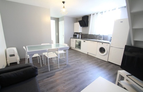 Saint-Martin House | Relaxing Family Retreat with Pool in Beautiful Montpellier