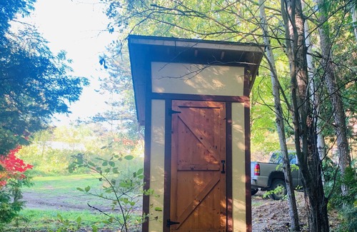 Erin Cabin | Quiet Forest Cabin