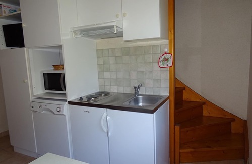 La Chapelle-en-Valgodemard Apartment | Relaxing Studio with Pool & Spa - Guest Rated 9.8/10