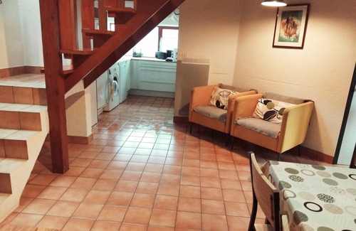 Berrien House | Tranquil Gîte for Families with a Perfect 10/10 Rating