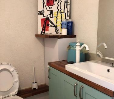 Rishon LeTsiyon House | Family-Friendly Retreat at Emile Zola with Great Amenities