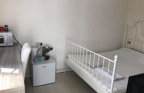 Rishon LeTsiyon House | Family-Friendly Retreat at Emile Zola with Great Amenities