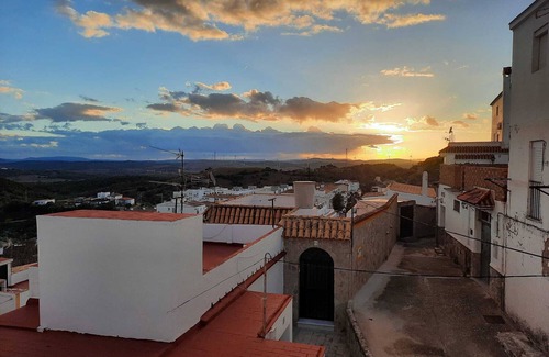 Alcala de los Gazules House | Serene Getaway House in Alcala De Los Gazules with Breakfast