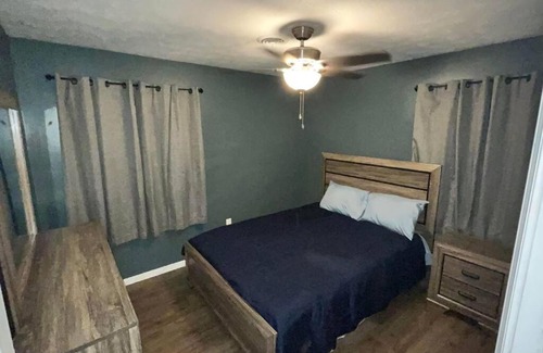 La Follette House | Peaceful Retreat: Family-Friendly Escape with Great Reviews