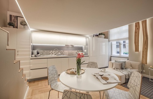 Inner City Budapest Apartment | Elegant Historic Palace Dreher in Vibrant Pedestrian Area
