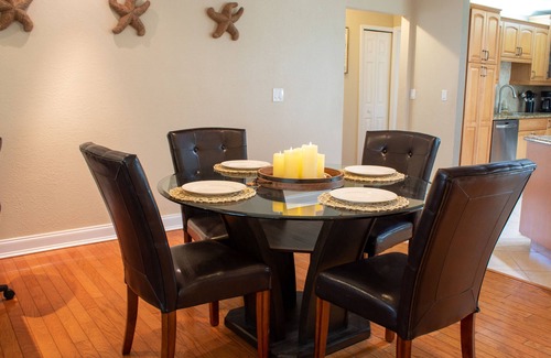 Largo House | Relaxing Retreat with Salt Water Pool Near Largo Golf Course