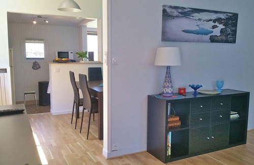 Annecy-le-Vieux House | Tranquil Retreat with Garden, Steps from Lake and Shops