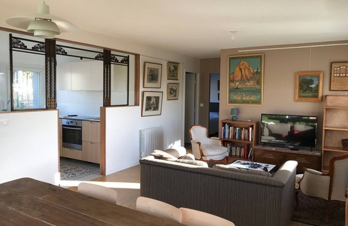Chartres Cottage | Cozy Gite Chartres: Ideal for Families with Spa and Breakfast