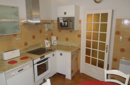 Bastelicaccia Apartment | Serene Independent Villa with Ocean Views and Spa Access