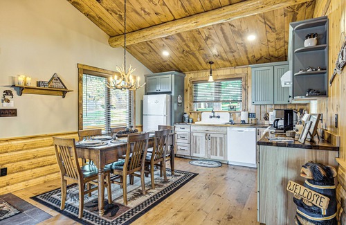 Conover Cabin | Serene Lakefront Cabin in Conover with Spa & Kitchen
