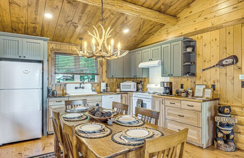 Conover Cabin | Serene Lakefront Cabin in Conover with Spa & Kitchen