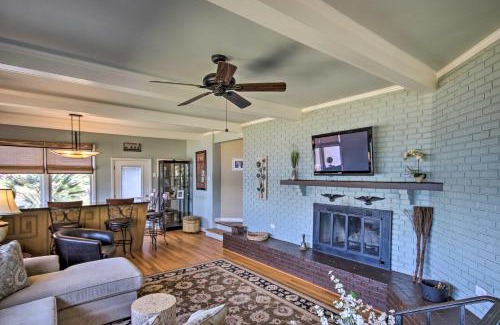 Chapin House | Serene Lakefront Retreat with Spa and Boat Access