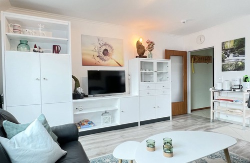 Sankt Andreasberg Apartment | Tranquil Retreat by the Forest with Pet-Friendly Amenities