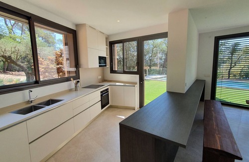 Trans-en-Provence Villa | Tranquil Retreat Near Sports & Leisure Activities