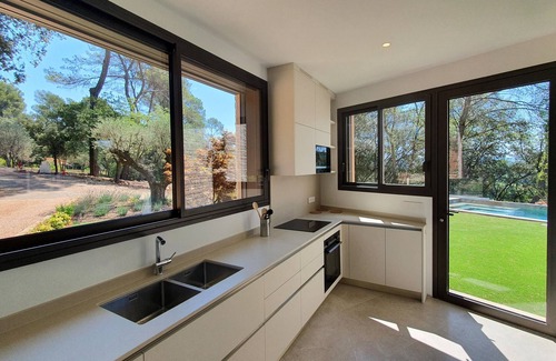 Trans-en-Provence Villa | Tranquil Retreat Near Sports & Leisure Activities
