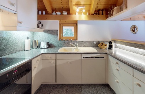 Sankt Moritz-Bad Apartment | Idyllic Forest Retreat with Spa and Cross-Country Access