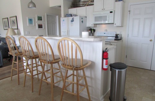 Surf City House | Idyllic Beach Access & Pet-Friendly Retreat - Rated 10/10