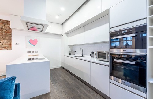 South Kensington House | Premium 2Bed Mews House in South Kensington with Wi-Fi