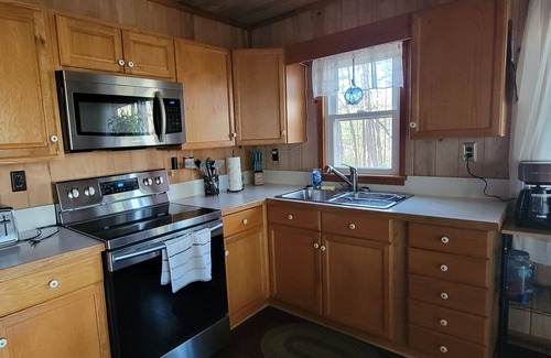 Mountain Rest House | Tranquil Mountain Lake Cabin with River Access & Pet Friendly