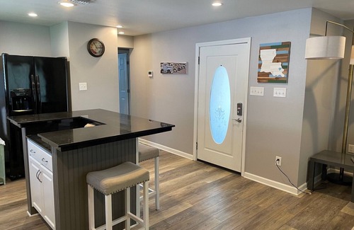 Metairie House | Peaceful Stay Near Attractions with Child-Friendly Amenities