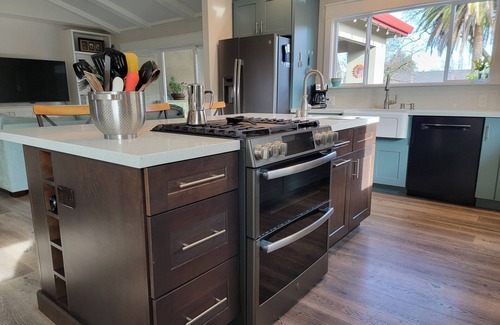 Pleasanton House | Quiet, Newly Renovated Home, Perfect for Work, Vacation or Temporary Housing