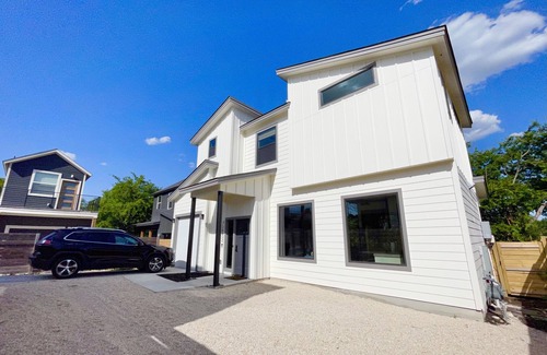St. Johns House | Serene Oasis Just 10 Minutes from Downtown Attractions