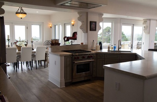 Hatton Fields House | Tranquil Ocean View Villa in Carmel, CA - Walk to Beach