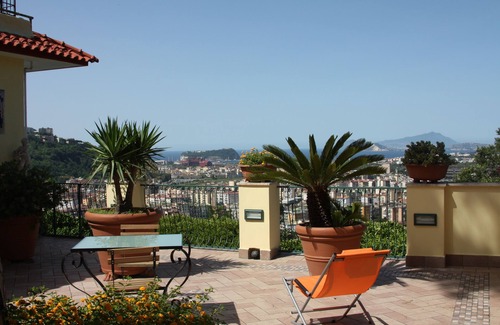 Naples Apartment | Serene Two-Room Apartment with Terrace & Wi-Fi Awaits
