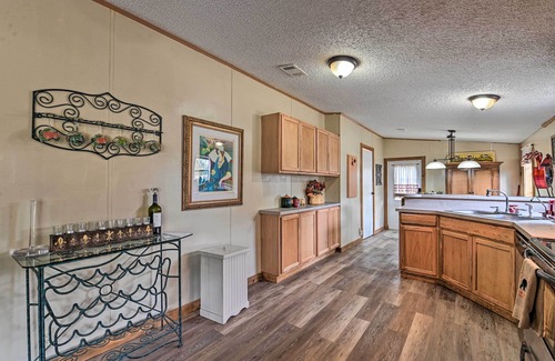 Silver Springs House | Inviting Silver Springs Retreat - Pets Welcome & Family Friendly