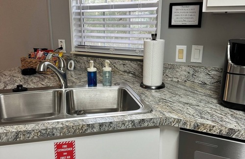 Gainesville House | Serene Retreat in the Country with Breakfast & Family Amenities