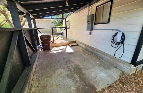 Orderville Cottage | Cozy Cottage Retreat Near Zion - Pet-Friendly & EV Charger