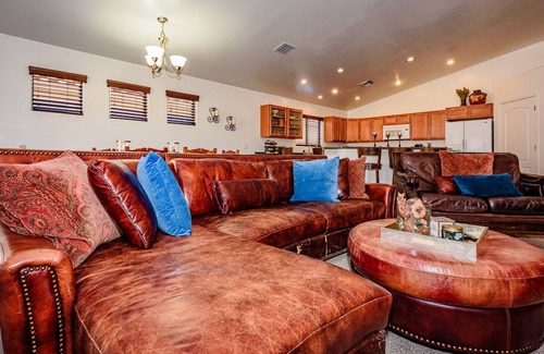 Tucson House | Private Tucson Retreat: Pet Friendly & Family Welcoming