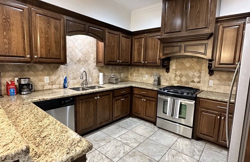 Sulphur House | Serene Private Home with Kitchen in Central Sulphur