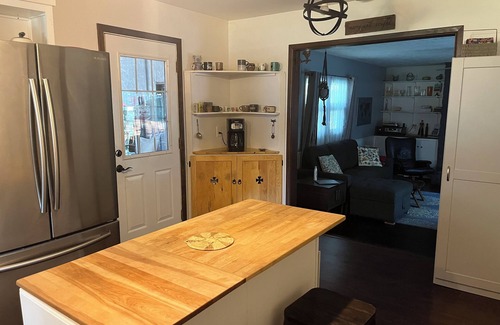 Lincoln House | Tranquil Ranch-Style Retreat in Lincoln, NE with Hot Tub