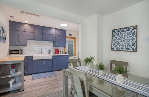 Shorewood-Tower Hills-Harbert Cottage | Tranquil Cottage Retreat in Downtown Sawyer with Deck & Grill