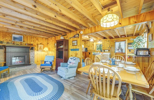 Raymond Cottage | Idyllic Cottage Retreat on Panther Pond with Lake Views