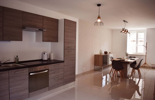 Dannevoux House | Cozy Renovated House: Pet-Friendly & Perfect for Families