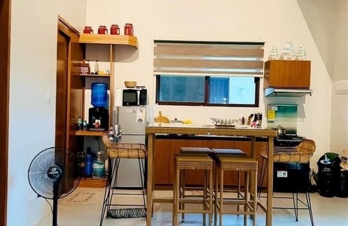 Danao City House | Serene Seaside Villa: Steps from Beach & Clubhouse