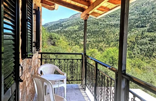 Agios Petros Villa | Quiet, solar-powered house in the heart of nature Pets welcome