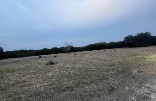 Lometa RV Rental | Tranquil Nature Retreat with Open Skies in TX Hill Country