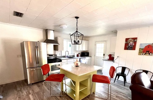 Spanish Fort House | Serene Spanish Fort Retreat Steps from Downtown Mobile