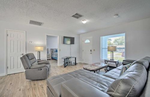 Spring Hill House | Tranquil Spring Hill House with Spacious Yard and Grill