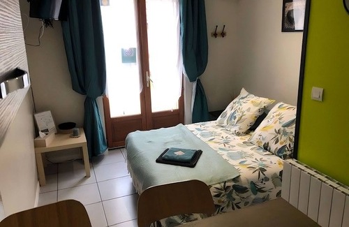 La Ferte-Saint-Aubin Apartment | Cozy Studio in Historic La Ferté Saint Aubin Center