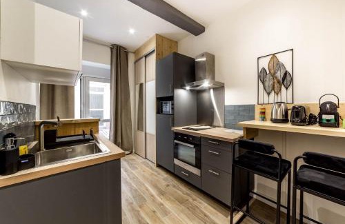 Marechal Lyautey - Vitton Apartment | Quiet Studio in Central Lyon - Family Friendly Retreat