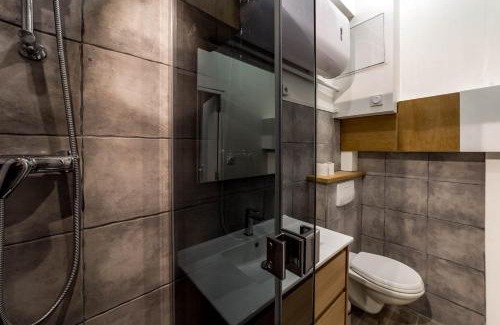 Marechal Lyautey - Vitton Apartment | Quiet Studio in Central Lyon - Family Friendly Retreat
