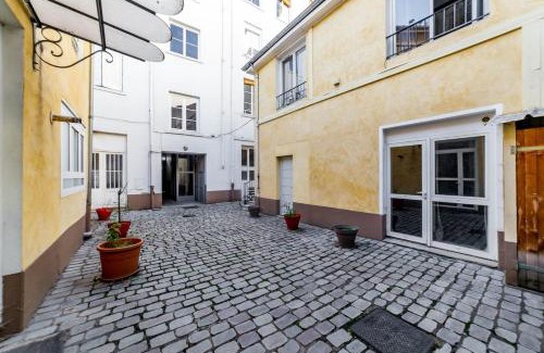 Marechal Lyautey - Vitton Apartment | Quiet Studio in Central Lyon - Family Friendly Retreat