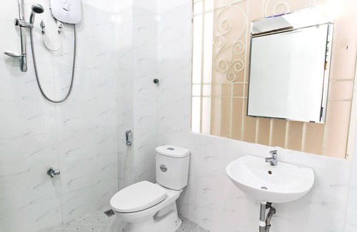 Da Kao Apartment | Tranquil Studios with Balcony in District 1, Amenities Galore